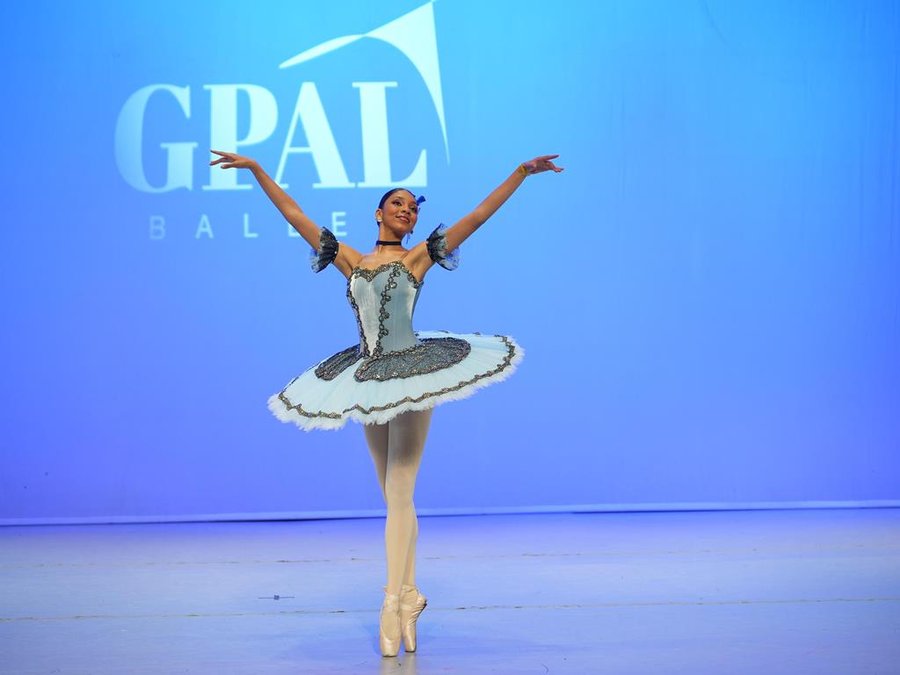 Bailarina de Barueri brilha em festival internacional na Argentina e conquista bolsa na Espanha