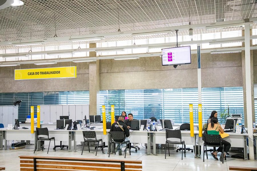 Casa do Trabalhador oferece 36 vagas de emprego a partir desta terça (13)