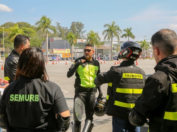 Secretaria de Mobilidade Urbana de Barueri realiza formação de 14 novos agentes de trânsito